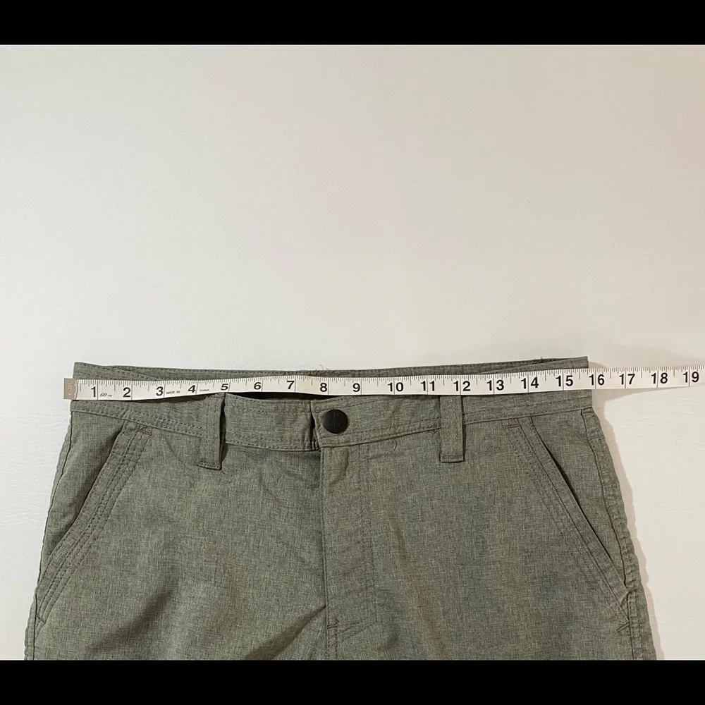 G.H. Bass & Co. Activewear Shorts Size 30x10 Mens Poly Blend Hiking/Fishing